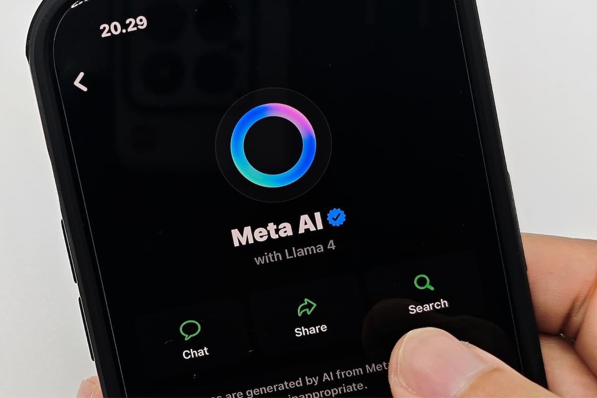 Meta IA en WhatsApp: cómo dejarla invisible sin perder la opción de volver a usarla