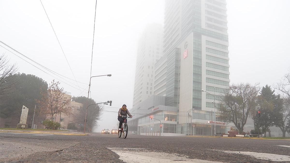 Seis episodios de aire contaminado golpearon a Neuquén durante agosto, según un relevamiento de la UNCo