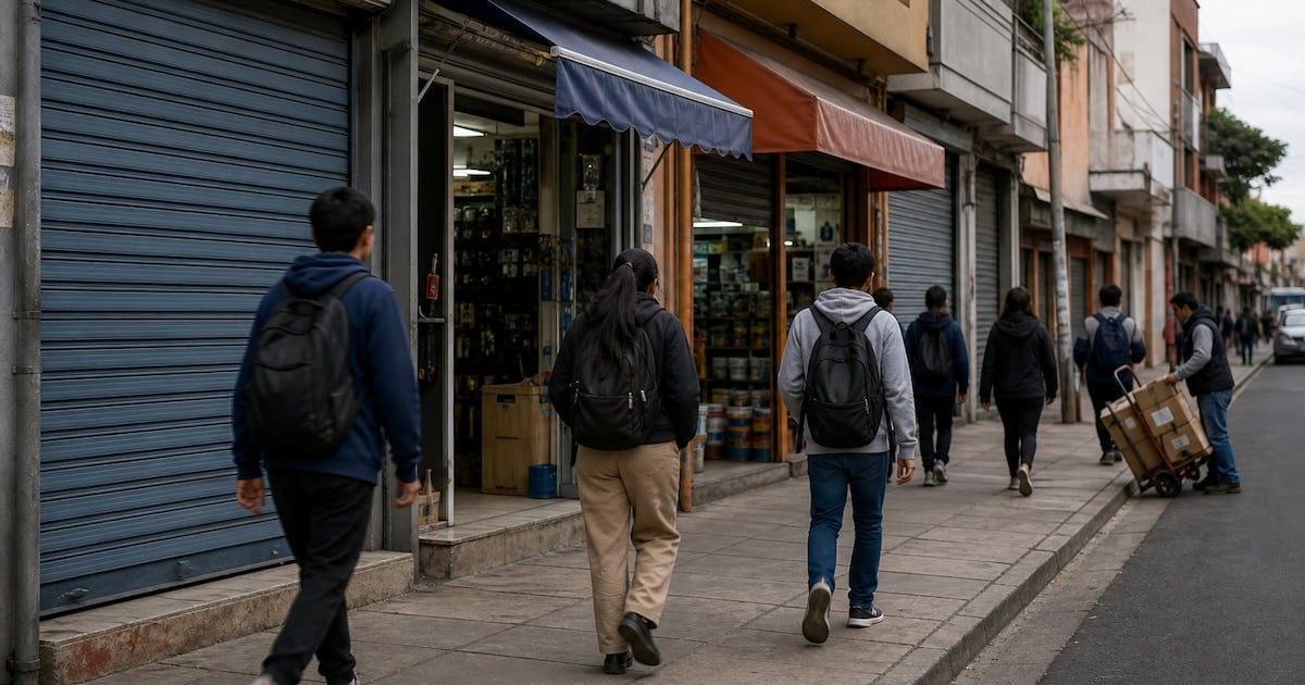 Se acumulan más de 354 mil empleos formales perdidos desde fines de 2023 y la foto de julio no alcanza para revertir el cuadro