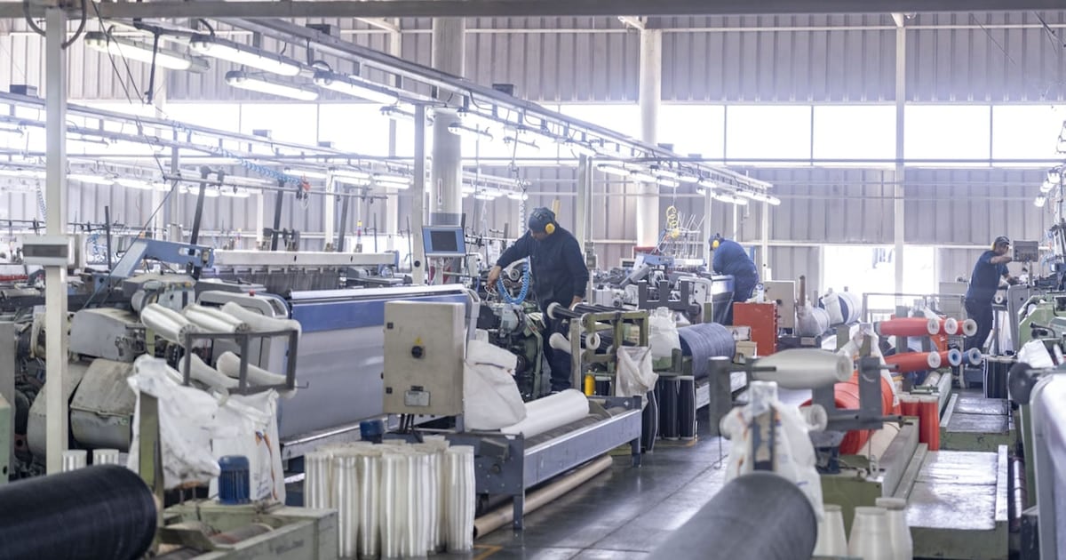 La industria pyme perdió 50.000 empleos registrados desde agosto de 2023 y apuesta a servicios de reparación para sostener su plantilla