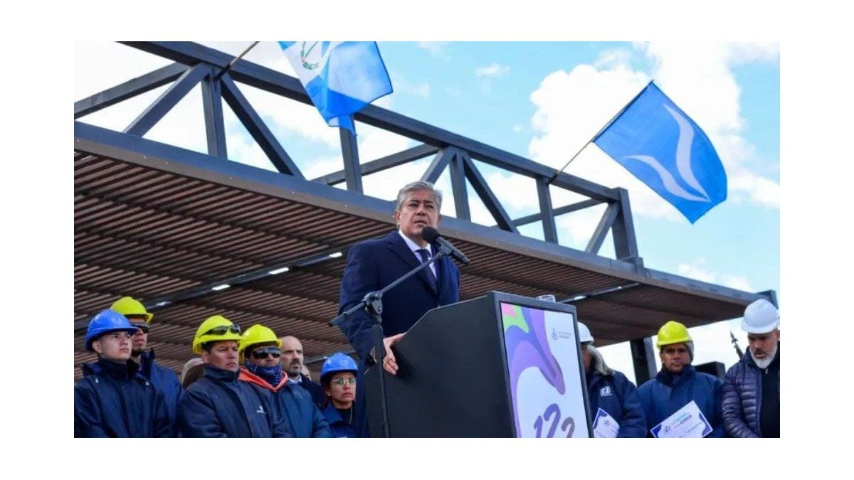 Neuquén se reinventa: un hub de transporte en el aeropuerto y 35 kilómetros de costanera para caminar mirando el río