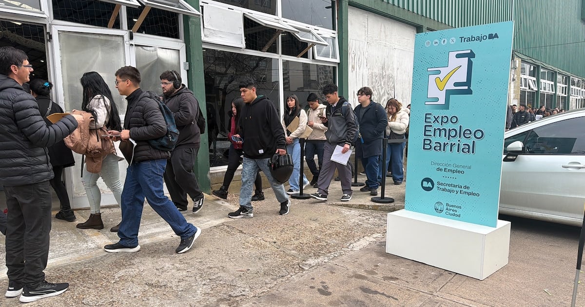 Cambiar un empleo formal por cuenta propia le cuesta al trabajador casi un tercio de su ingreso real