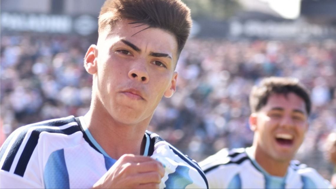 Aguantó, aguantó y a último minuto: Argentina venció a Perú y va por el oro en los Suramericanos