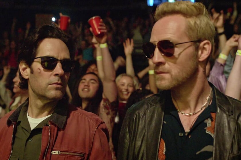 Cuando el crédito se borra: Paul Rudd y Nick Jonas vuelven al ruedo en streaming con "Power Ballad"