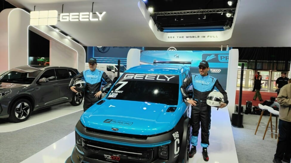 Geely se anima al TC2000: Traut y Riva, los elegidos para escribir un capítulo histórico con la primera marca china