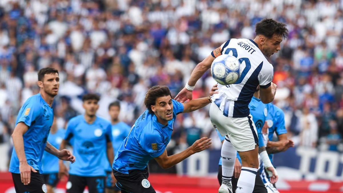 El Pirata se lo llevó en la última del primer tiempo y Talleres se quedó con la bronca del clásico