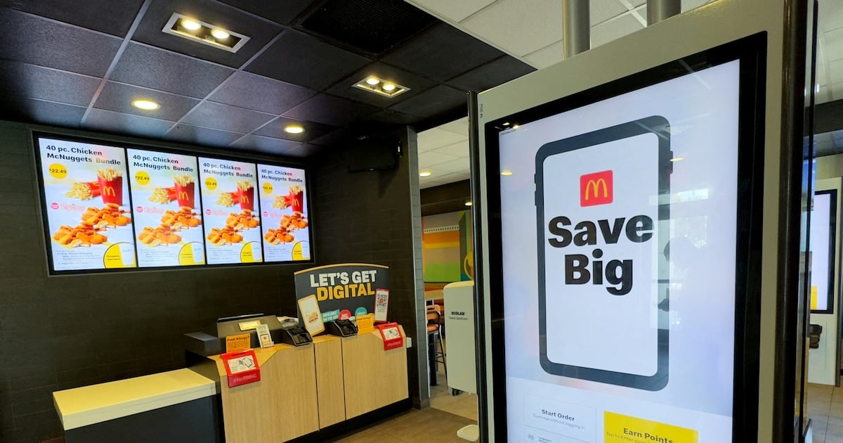 McDonald's y la receta de los precios a la carta: cómo una inteligencia artificial redefine lo que paga cada cliente en su local