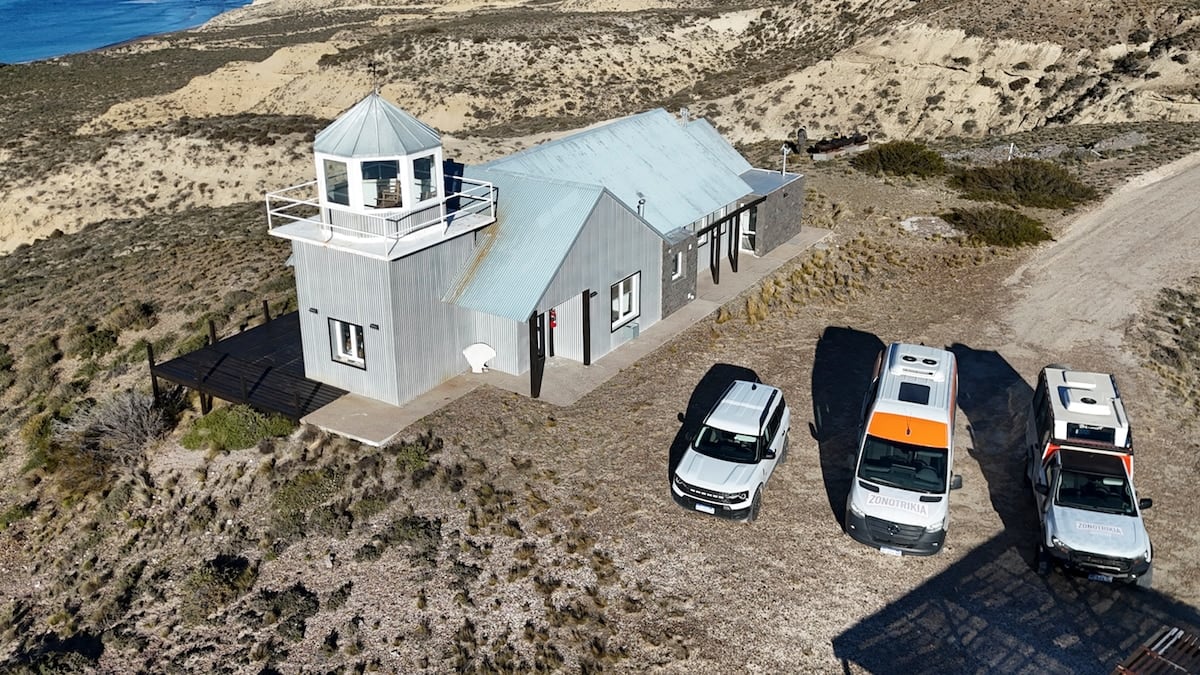 Las Charas: una estancia centenaria en Chubut propone avistaje de ballenas desde la costa y caminatas por la estepa