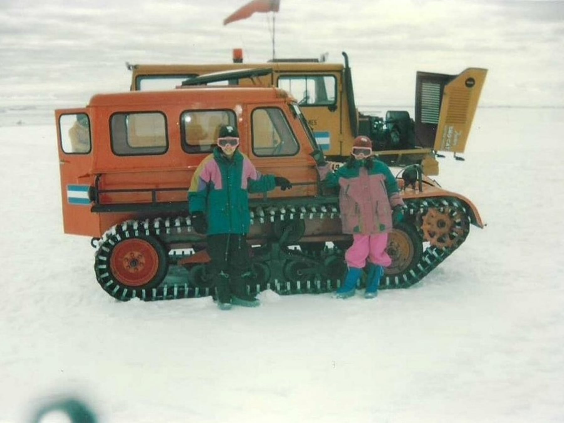Un verano en el hielo: la infancia antártica que marcó la vida de Natalia López