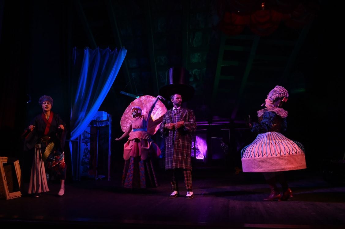 Dos pantallas y un teatro: el octubre a pleno de Diego Peretti, entre Triviño, Darín y Shakespeare