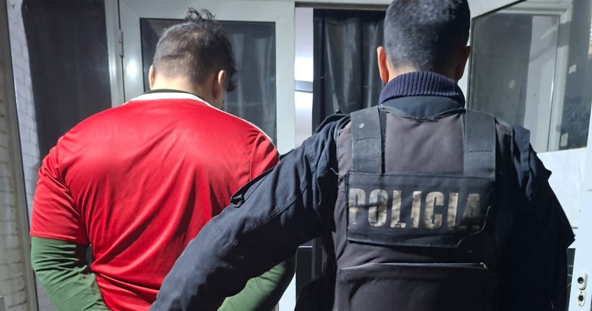 Rosario: un exagente exonerado quedó detenido por el crimen de una joven hallada envuelta en una frazada en una pensión