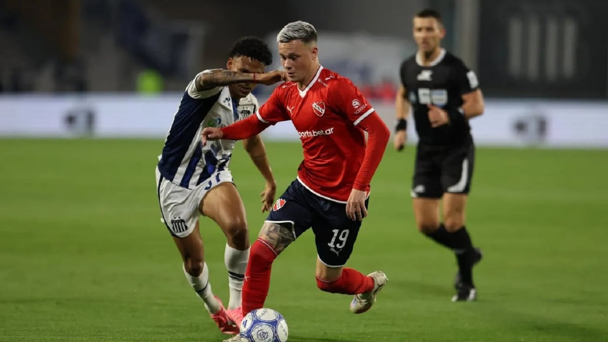 Empate con gusto a poco en Córdoba: Independiente se quedó con las ganas y Talleres, con el aire