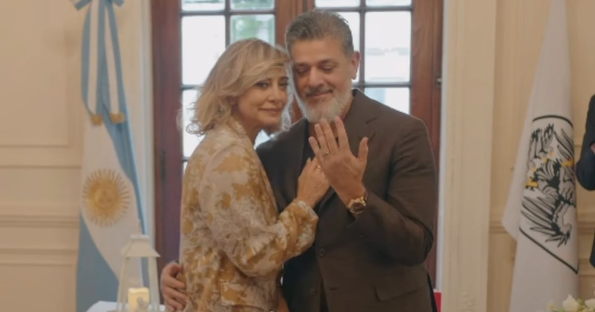 Andrea Ghidone y Pablo Otero dieron el sí en una mañana con chimenea y arañas y ahora van a fondo con la fiesta del 24 de octubre
