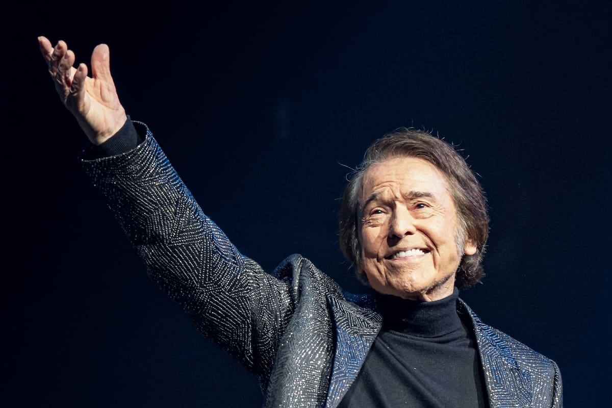 Raphael vuelve al Gran Rex con su Biblia de seis décadas: lo que se viene en el escenario y en Netflix