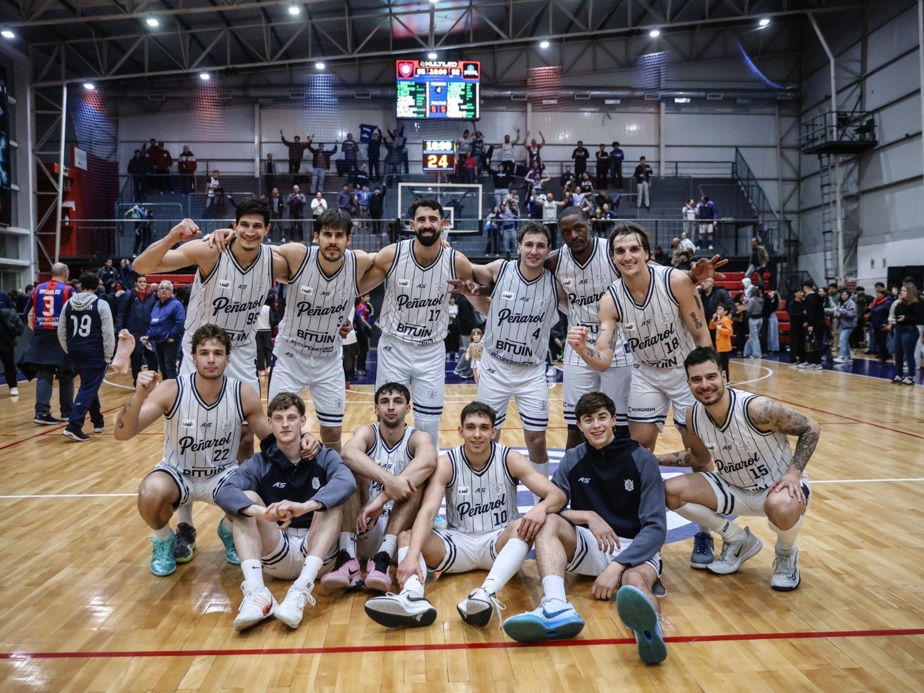 Oberá fue a Boedo y le quitó el invicto al Ciclón en una noche caliente