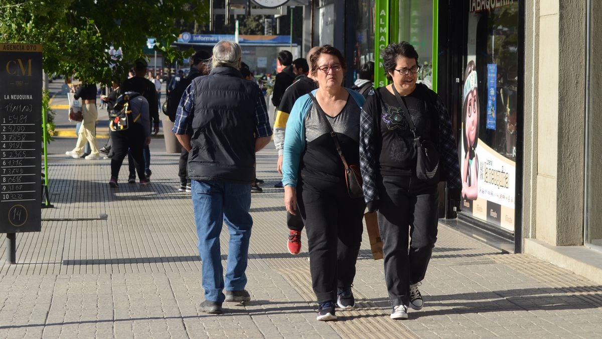 Día de la Madre en Neuquén: ticket a 75.000 pesos y tercer retroceso consecutivo en unidades