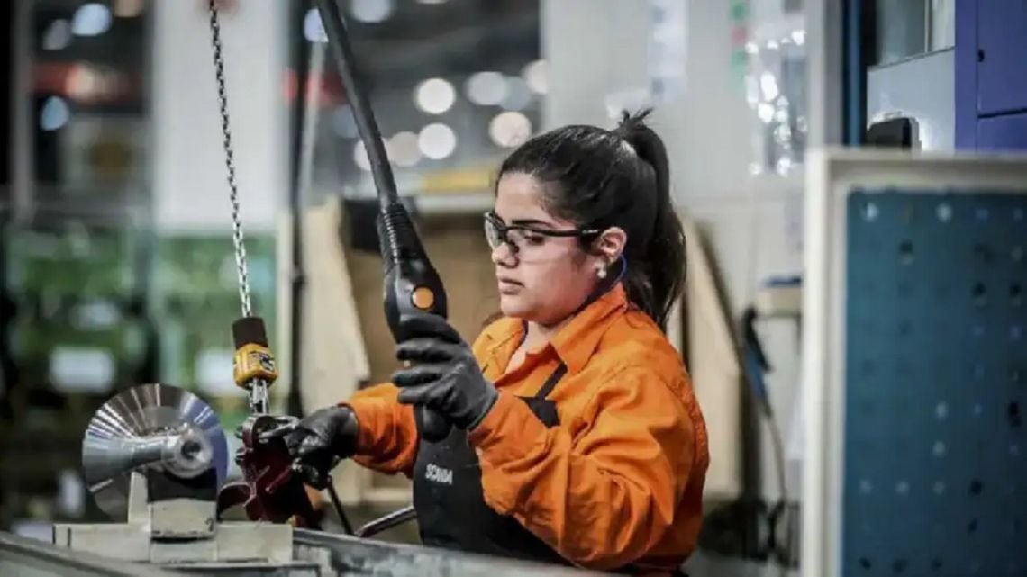Agosto dejó una economía de apenas un suspiro después del golpe de julio