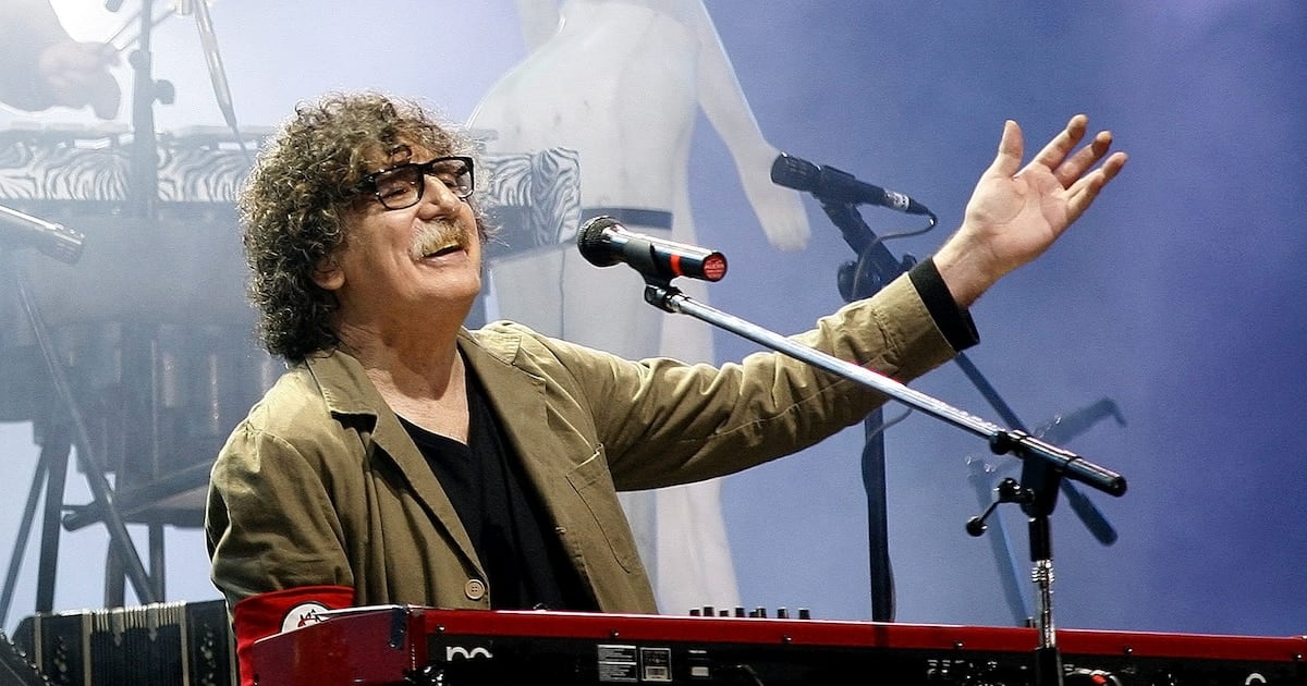Charly García llegó a los 75 con una fiestaSvastica porteña y un homenaje de sus pares