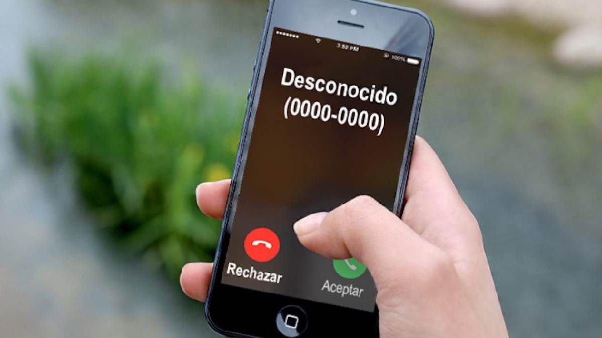 Telefónica deberá pagar por cuatro líneas que una neuququina nunca pidió