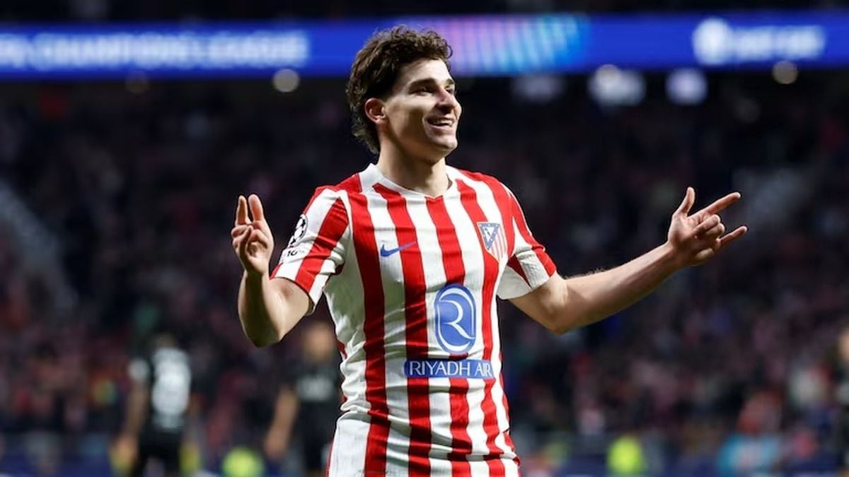 El Chinto se sacudió la y el Atlético quedó a dos del Barcelona